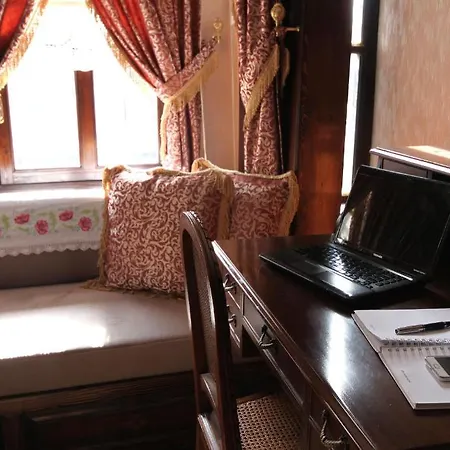 Antik Konak Aparthotel 4*